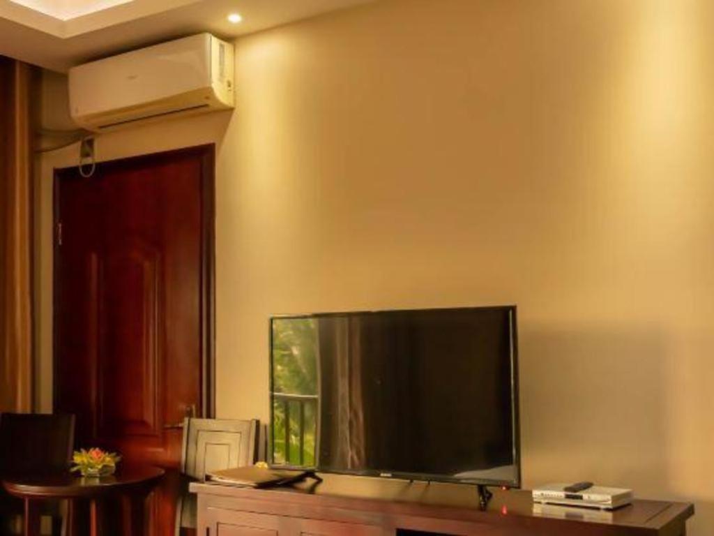 Xishuangbanna Hotel Managed By Xandria Hotel Luang Prabang Exterior photo